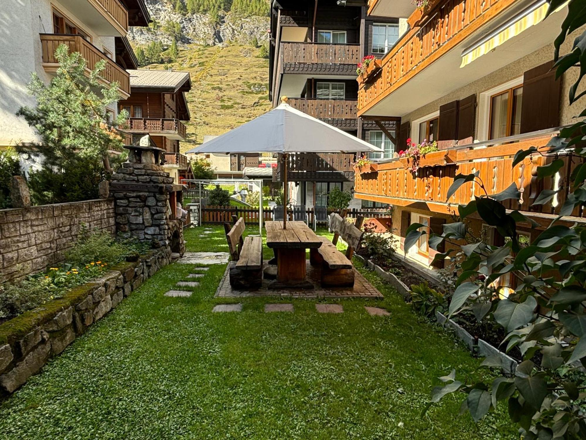Chalet Medi Zermatt Eksteriør billede